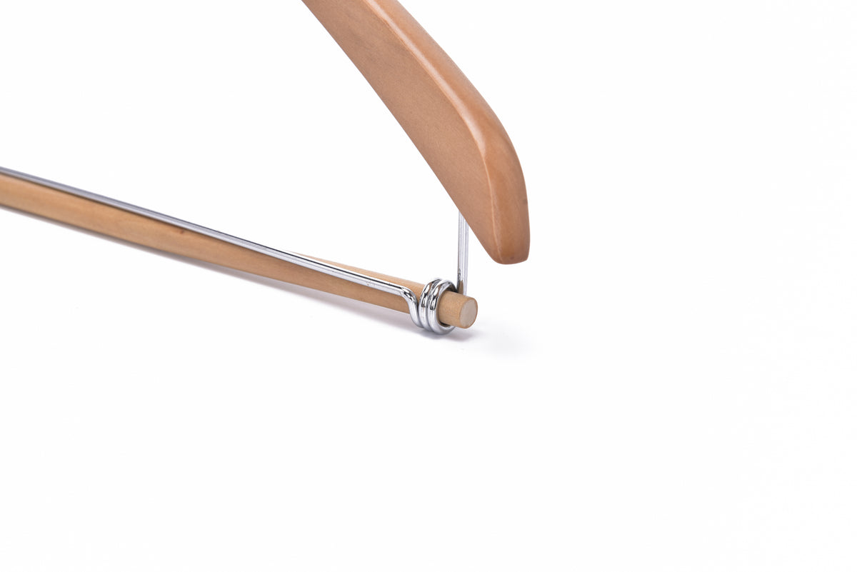 W034 – Curved Wooden Coat & Suit Hanger with Locking Bar – 17" – Natural / Chrome Hook