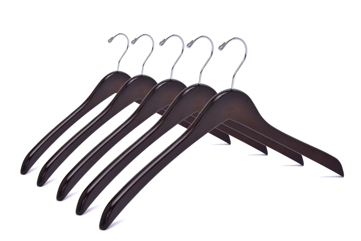 W025 – Curved Wooden Coat & Suit Hanger – 17" – Walnut / Chrome Hook