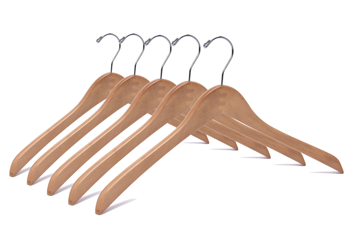 W035 – Curved Wooden Coat & Suit Hanger – 17" – Natural / Chrome Hook