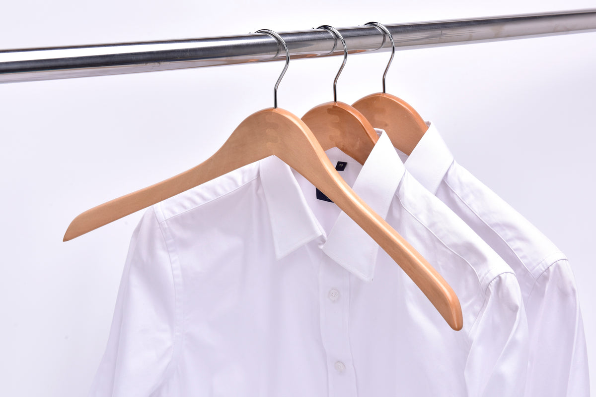 W035 – Curved Wooden Coat & Suit Hanger – 17" – Natural / Chrome Hook
