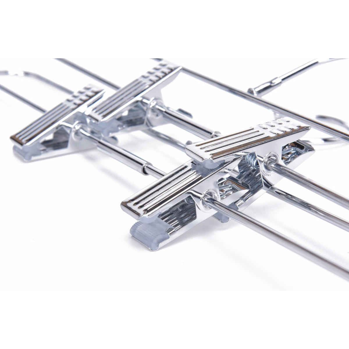 M063 – Metal Straight Skirt Hanger with Clips & Swivel Hook – 14" – Chrome
