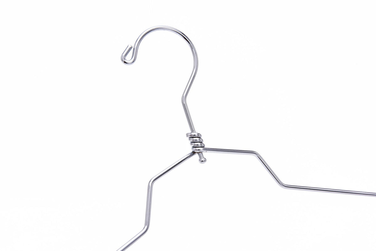 M013 – Heavy-Duty Metal Suit Hanger with Swivel Hook – 17" – Chrome