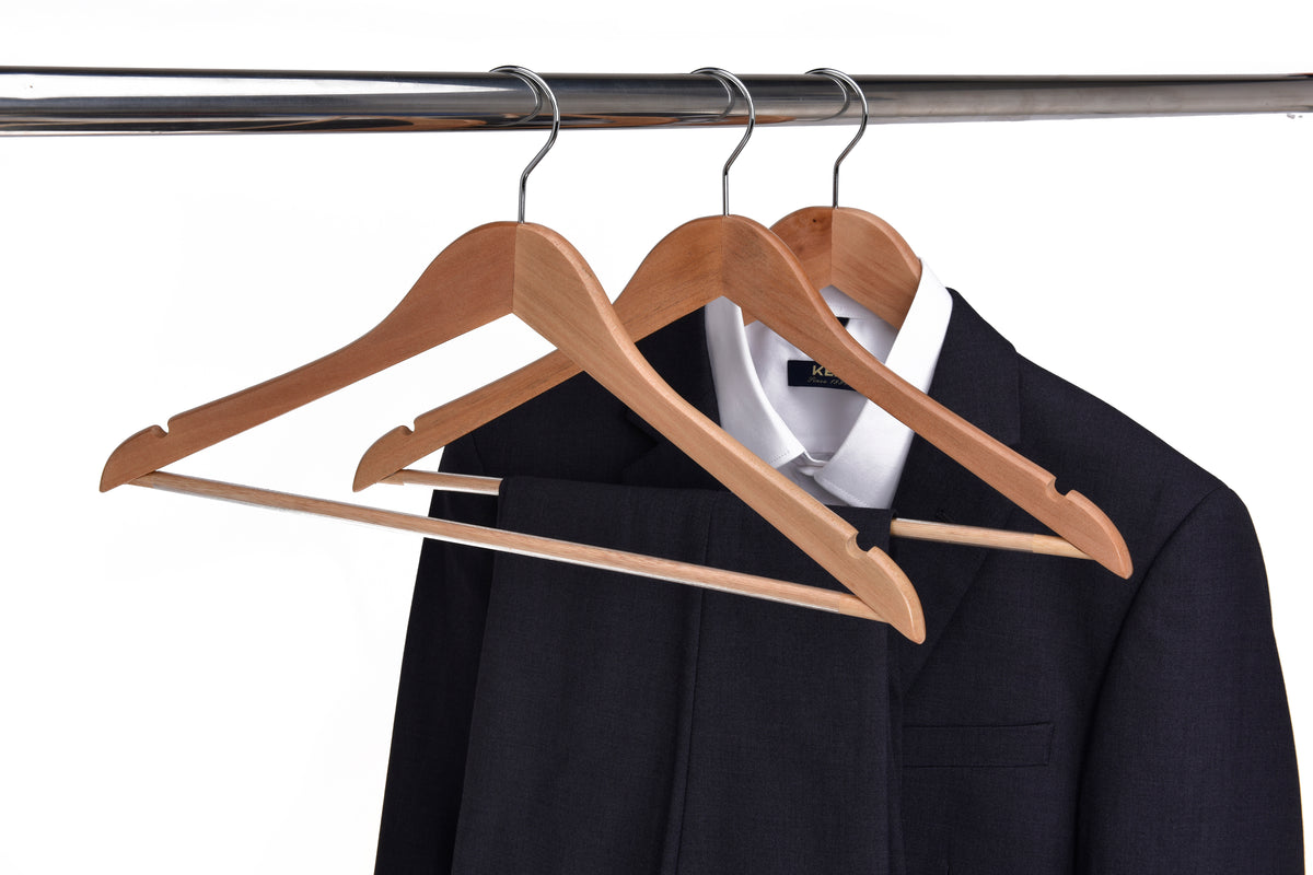 W030 – Semi-Curved Wooden Suit Hanger with Non-Slip Bar – 17.5" – Natural / Chrome Hook