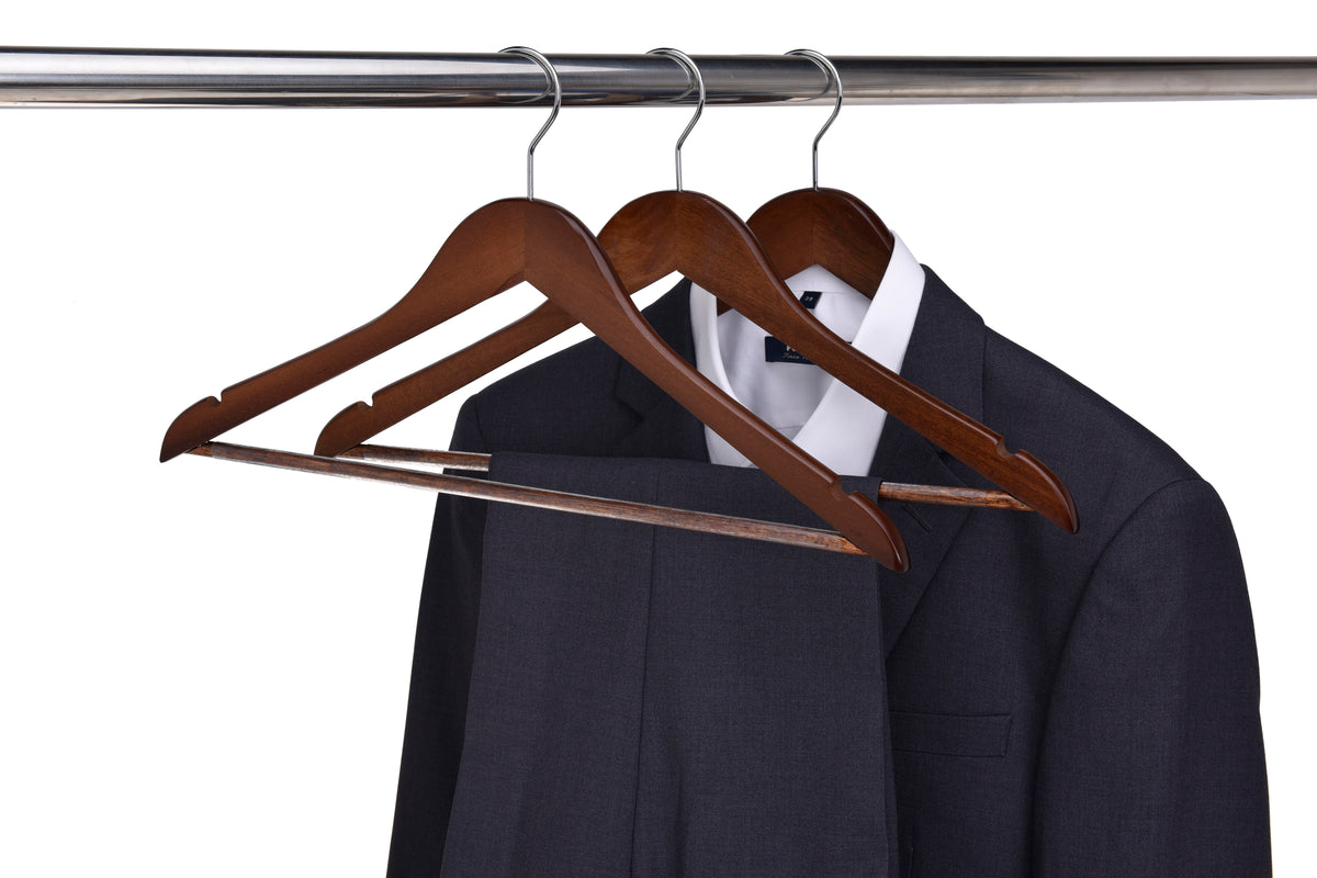 W020 – Semi-Curved Wooden Suit Hanger with Non-Slip Bar – 17.5" – Walnut / Chrome Hook