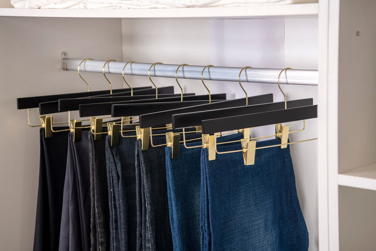 WS72-BK – Ultra-Slim Wooden Skirt & Pant Hanger with Clips – 14" – Black / Gold Hook
