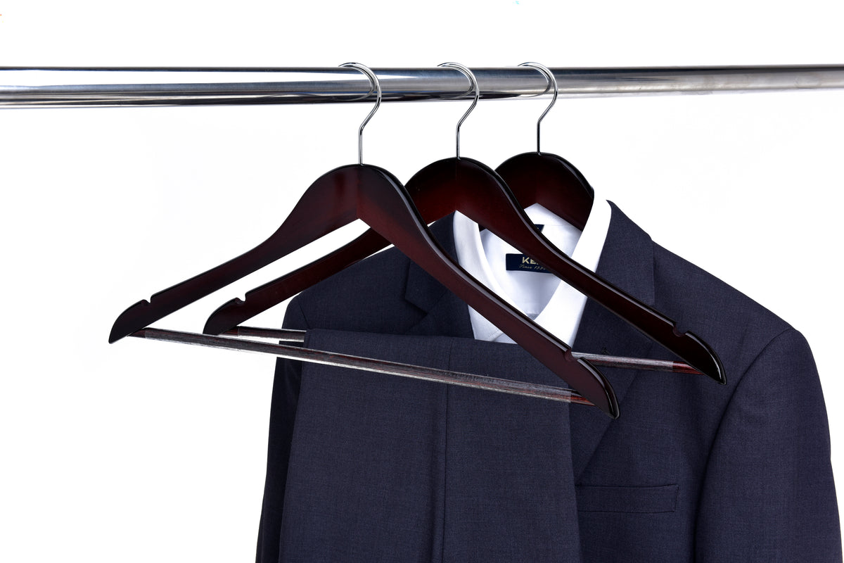 W050 – Semi-Curved Wooden Suit Hanger with Non-Slip Bar – 17.5" – Mahogany