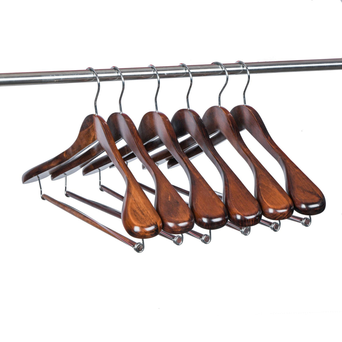 W5701 – Wide-Shoulder Curved Wooden Suit Hanger with Locking Bar – 17.3" – Retro / Chrome Hook