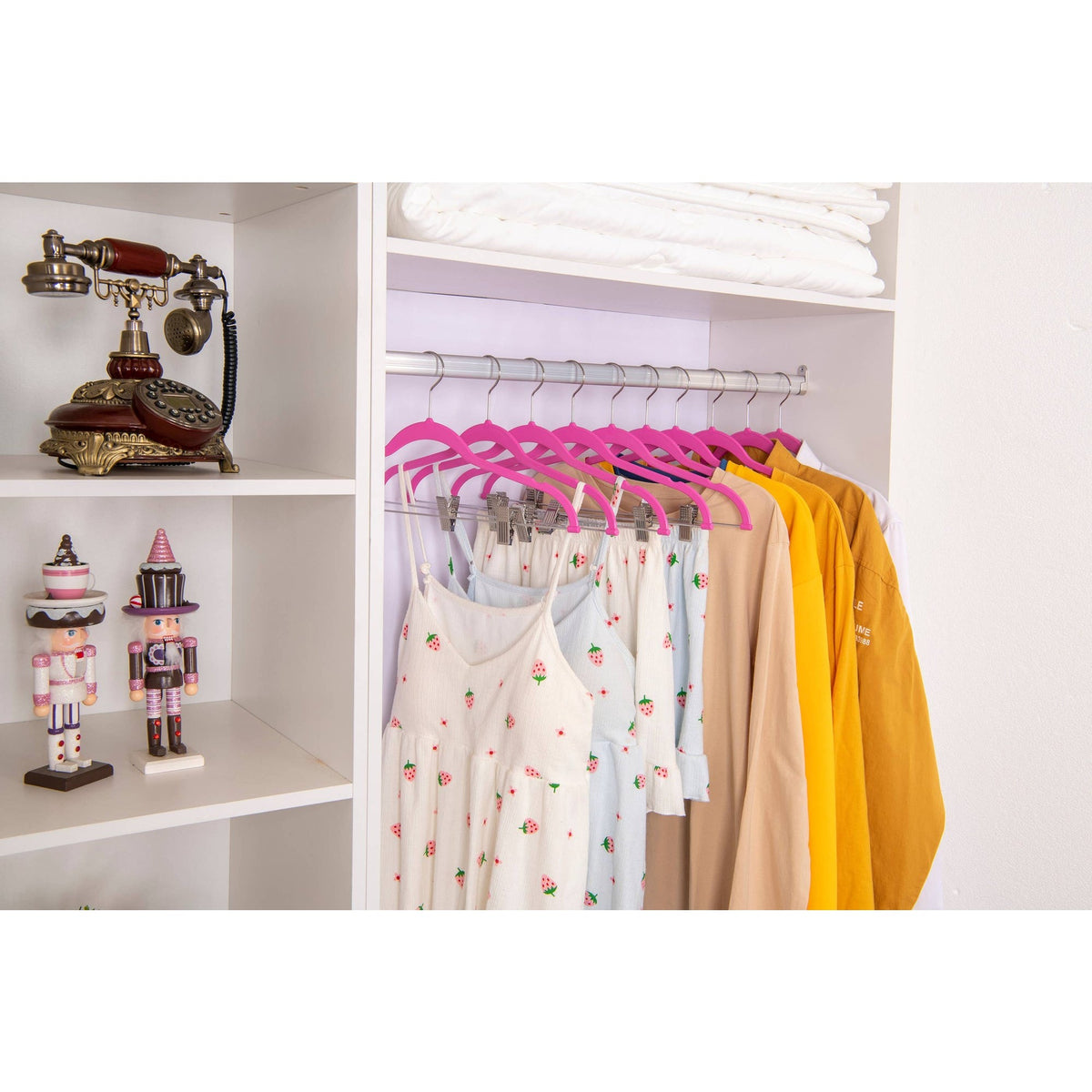 PL055 – Plastic Skirt & Pant Hanger with Clips – 16.5" – Pink